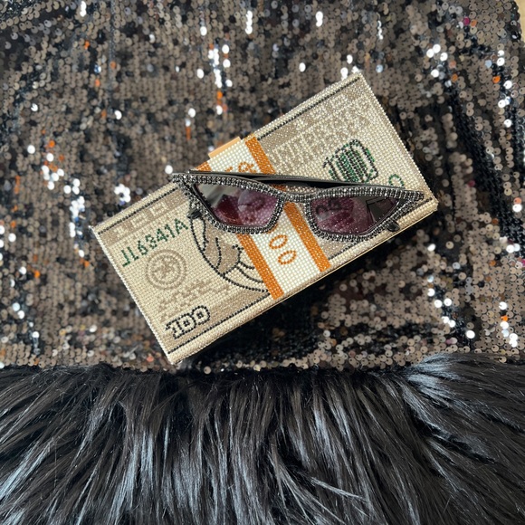 Silver Glitter Money Stack Hard Clutch Bag - Picture 2 of 3